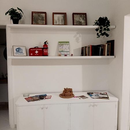 Valerio'S Flat Apartment Pozzuoli Exterior photo