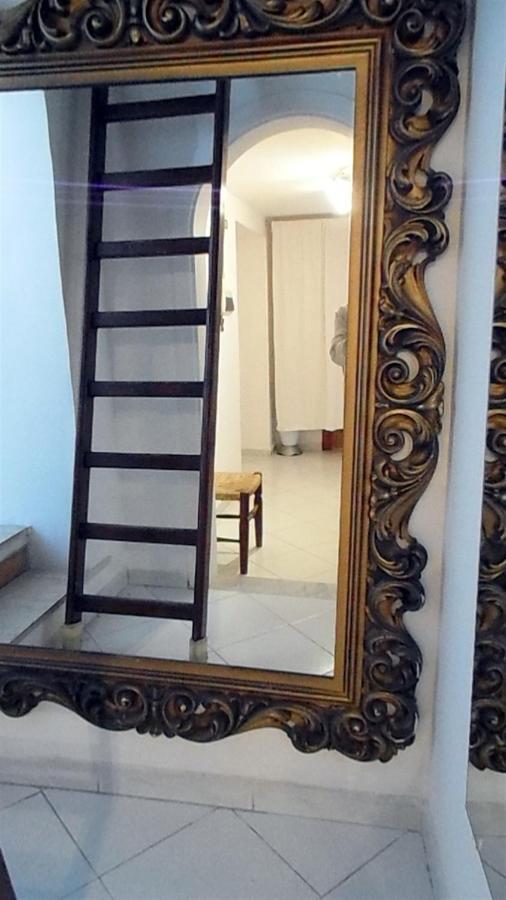 Valerio'S Flat Apartment Pozzuoli Exterior photo